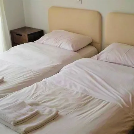 Apartment Francis *