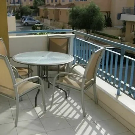 Apartamento Francis Lárnaca