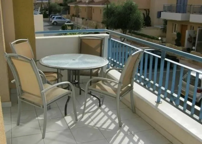 Lägenhet Francis Larnaca